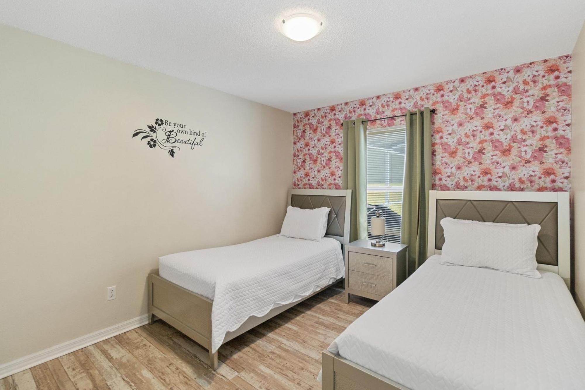 Beautiful 5-5 Bedroom Home!!! Kissimmee Eksteriør bilde